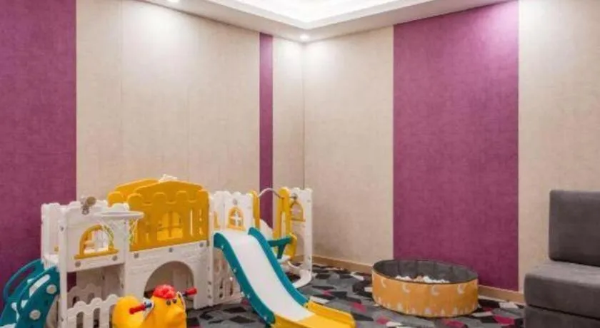 Lavande Hotel Foshan Shunde Daliang Qinghuiyuan Shihu Road