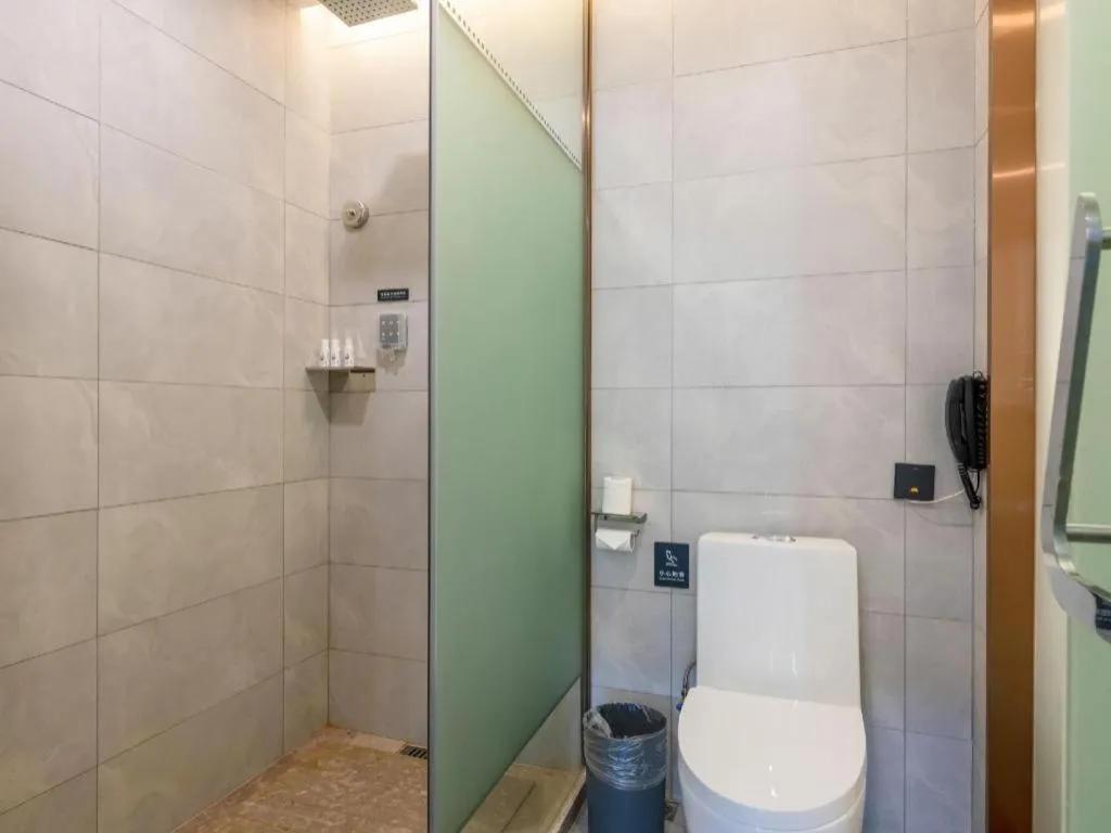 Lavande Hotel Foshan Shunde Daliang Qinghuiyuan Shihu Road