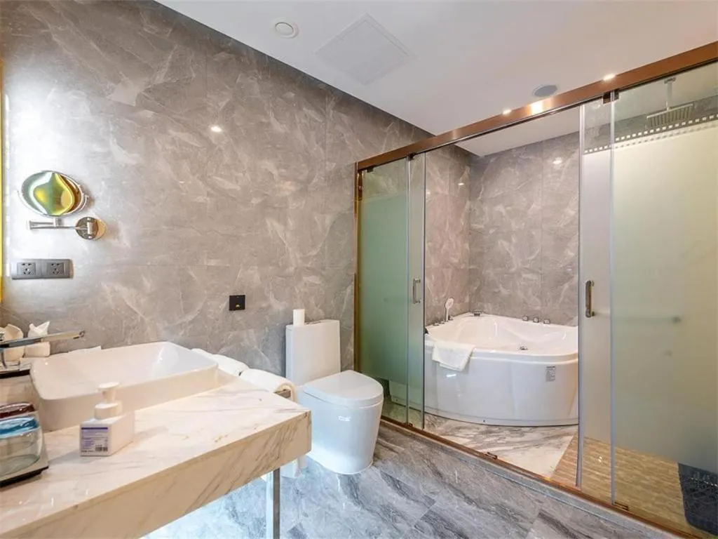 Lavande Hotel Foshan Shunde Daliang Qinghuiyuan Shihu Road