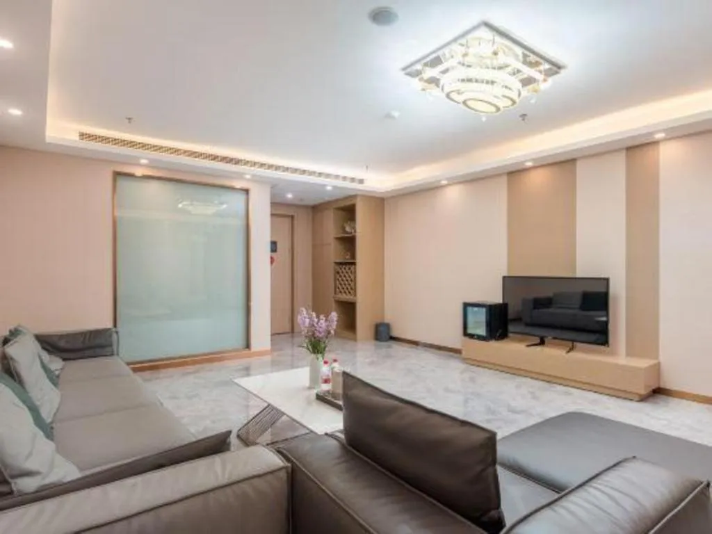 Lavande Hotel Foshan Shunde Daliang Qinghuiyuan Shihu Road