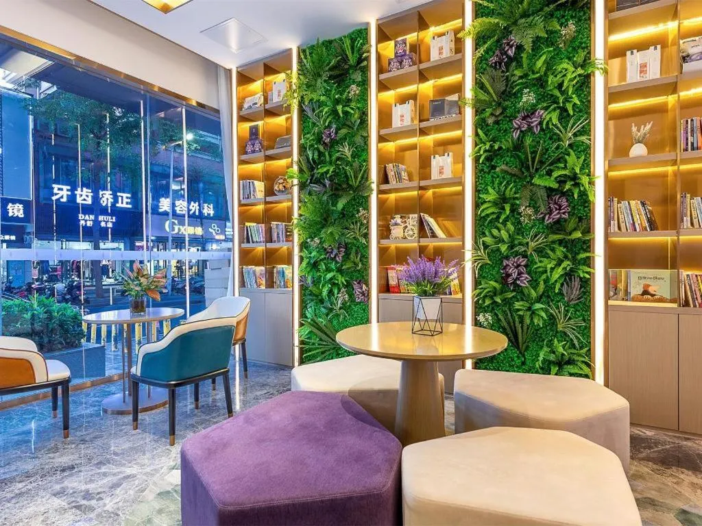 Lavande Hotel Zhongshan Lihe Square