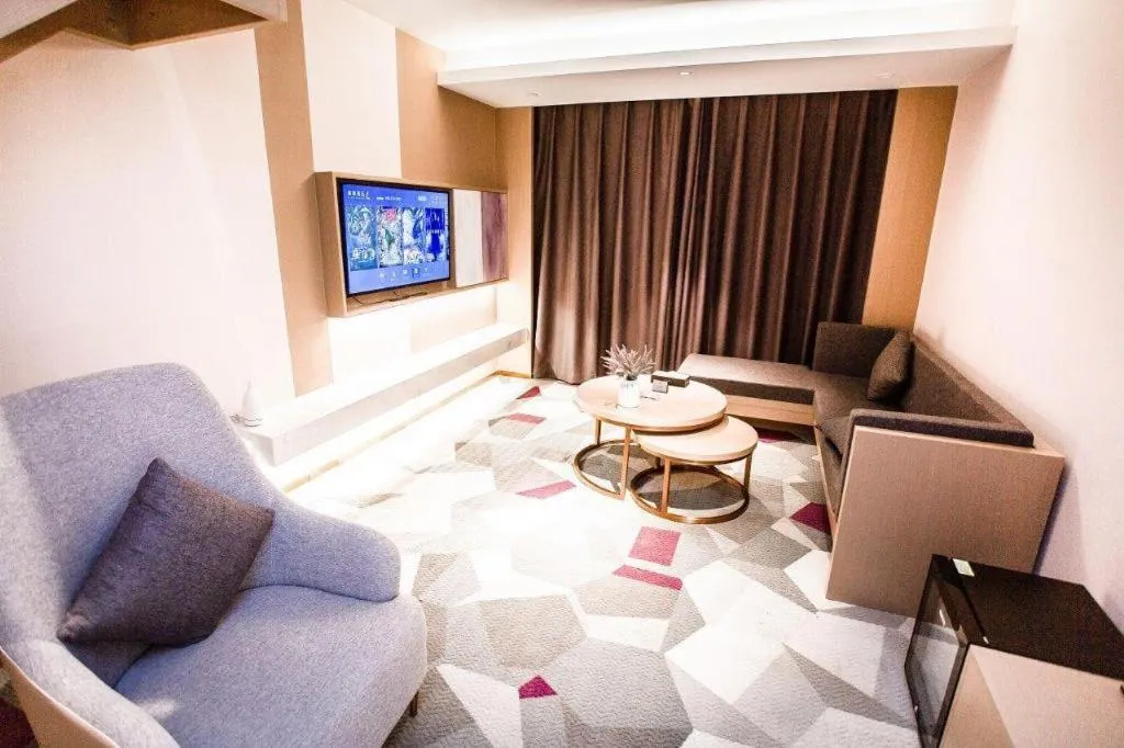 Lavande Hotel Xi'an Zhonglou Dachashi Metro Station