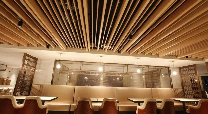 Lavande Hotel Nanchong Xihua Shida