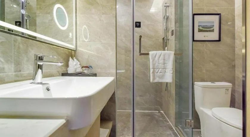 Lavande Hotel Nanchong Xihua Shida