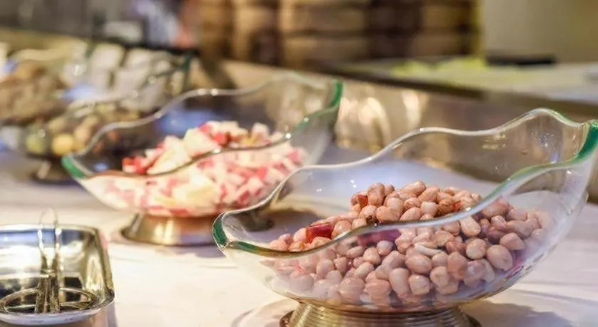 Lavande Hotel Nanchong Xihua Shida