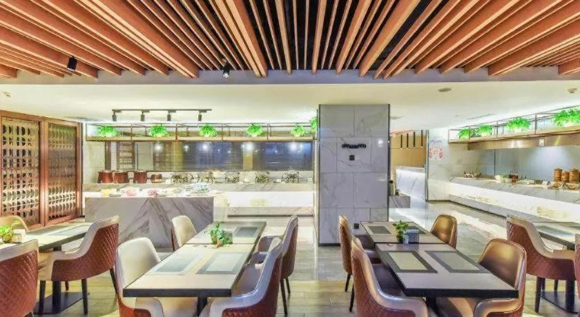 Lavande Hotel Nanchong Xihua Shida