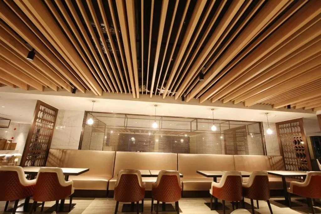 Lavande Hotel Nanchong Xihua Shida