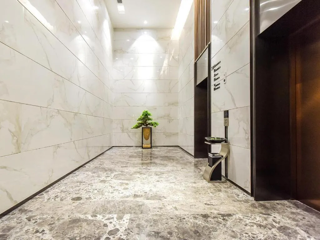 Lavande Hotel Nanchong Xihua Shida