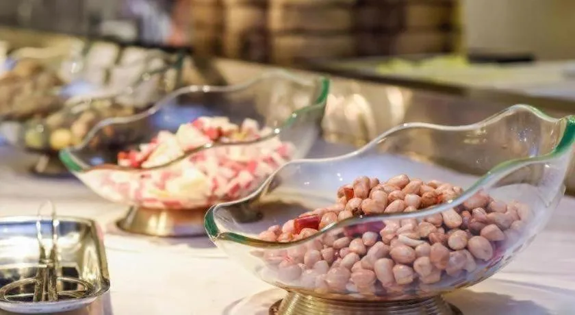 Lavande Hotel Nanchong Xihua Shida