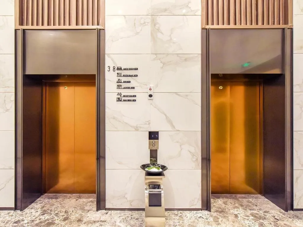 Lavande Hotel Nanchong Xihua Shida