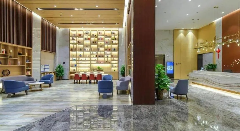 Lavande Hotel Nanchong Xihua Shida