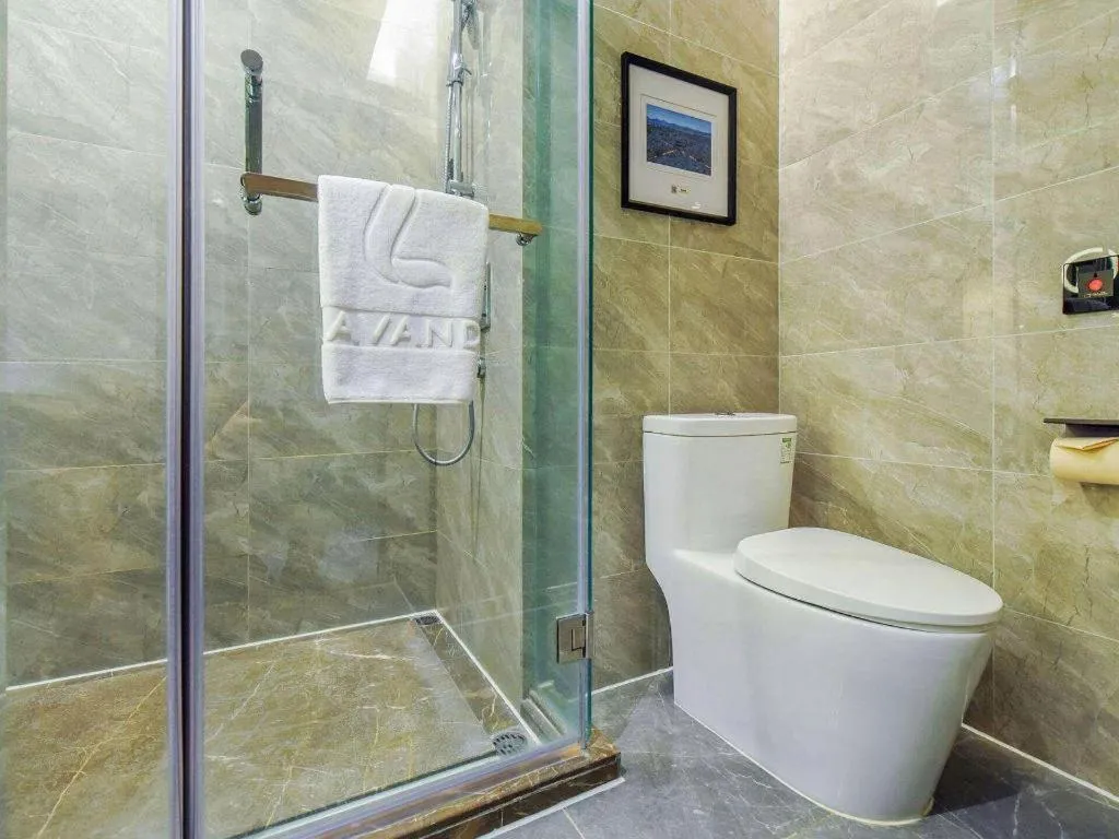 Lavande Hotel Nanchong Xihua Shida