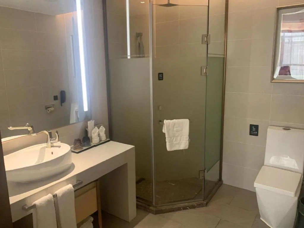 Lavande Hotel Shenzhen Jingtian Metro Station