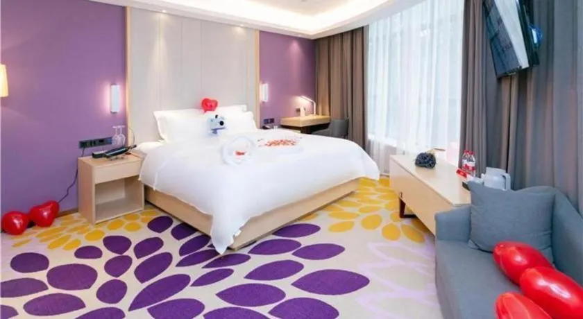 Bed in Lavande Hotel Shenzhen Jingtian Metro Station