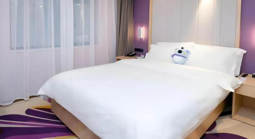 Bed in Lavande Hotel Shenzhen Jingtian Metro Station