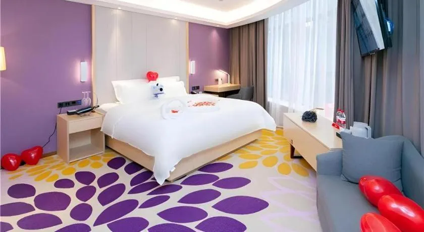 Bed in Lavande Hotel Shenzhen Jingtian Metro Station