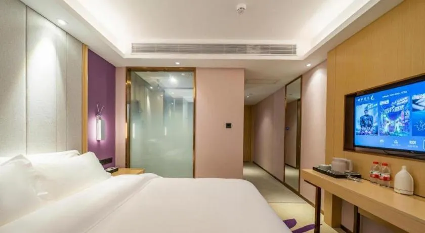 Bed in Lavande Hotel Shenzhen Jingtian Metro Station