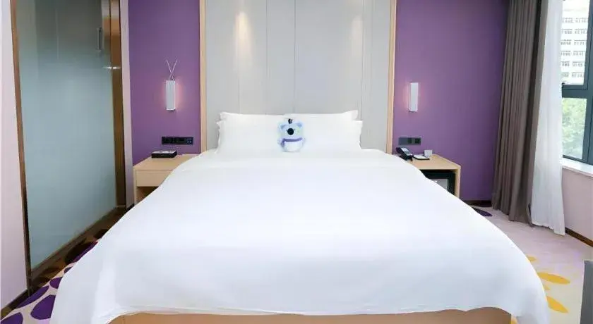 Bed in Lavande Hotel Shenzhen Jingtian Metro Station Bed in Lavande Hotel Shenzhen Jingtian Metro Station