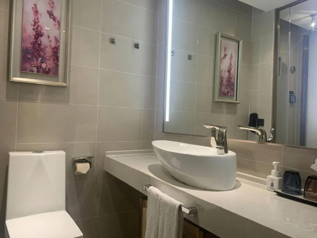 Lavande Hotel Shenzhen Jingtian Metro Station