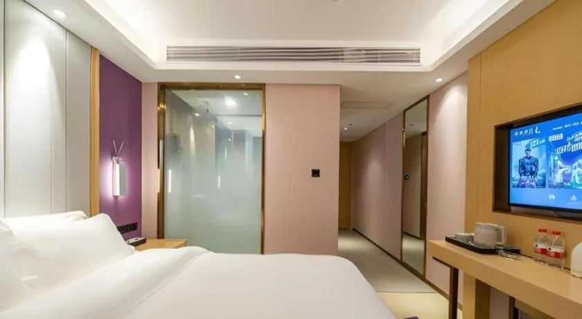 Bed in Lavande Hotel Shenzhen Jingtian Metro Station