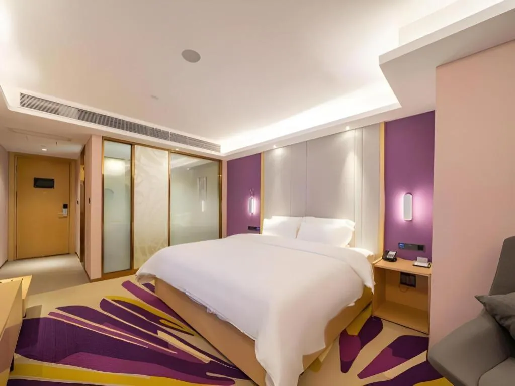 Bed in Lavande Hotel Shenzhen Jingtian Metro Station