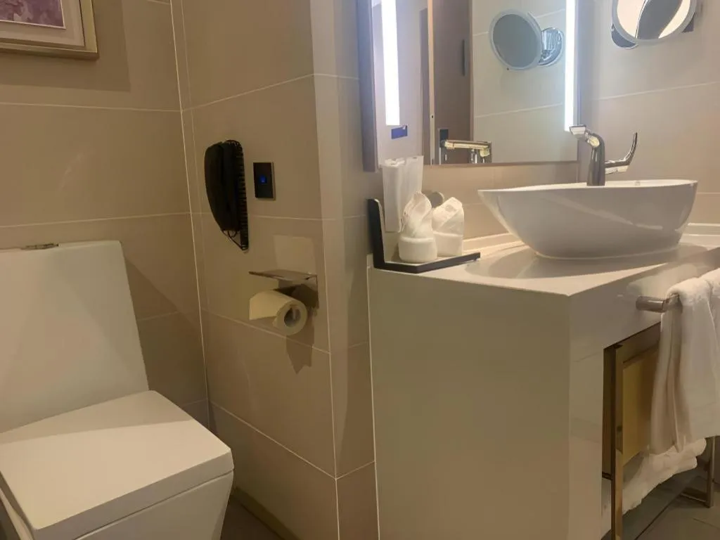 Lavande Hotel Shenzhen Jingtian Metro Station