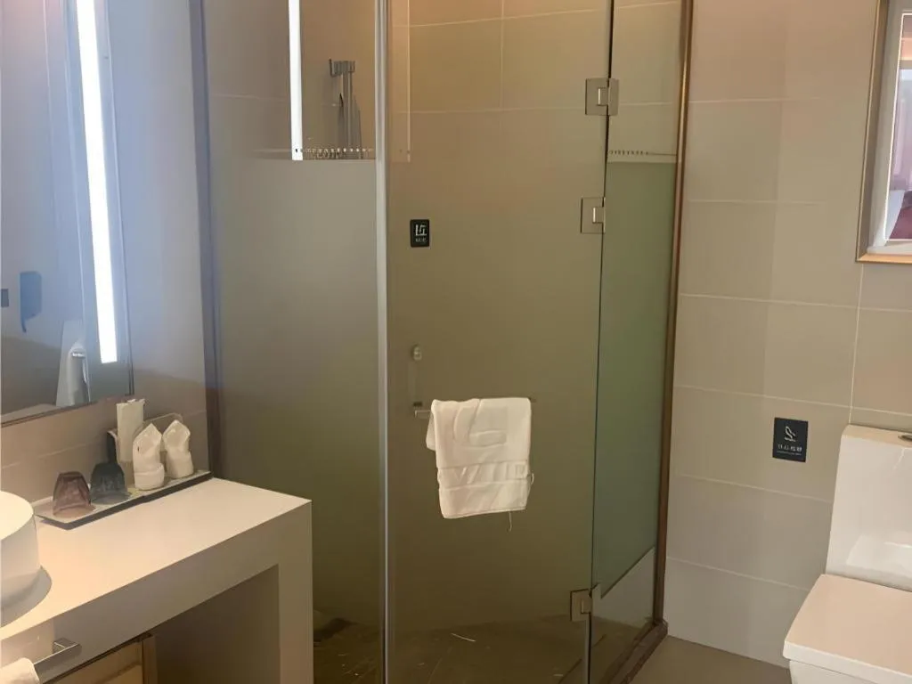 Lavande Hotel Shenzhen Jingtian Metro Station