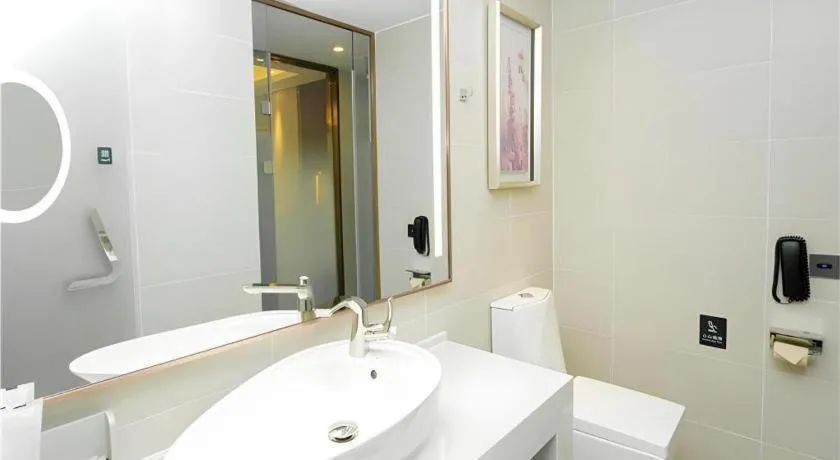 Lavande Hotel Shenzhen Jingtian Metro Station