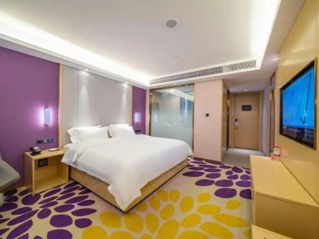 Bed in Lavande Hotel Shenzhen Jingtian Metro Station