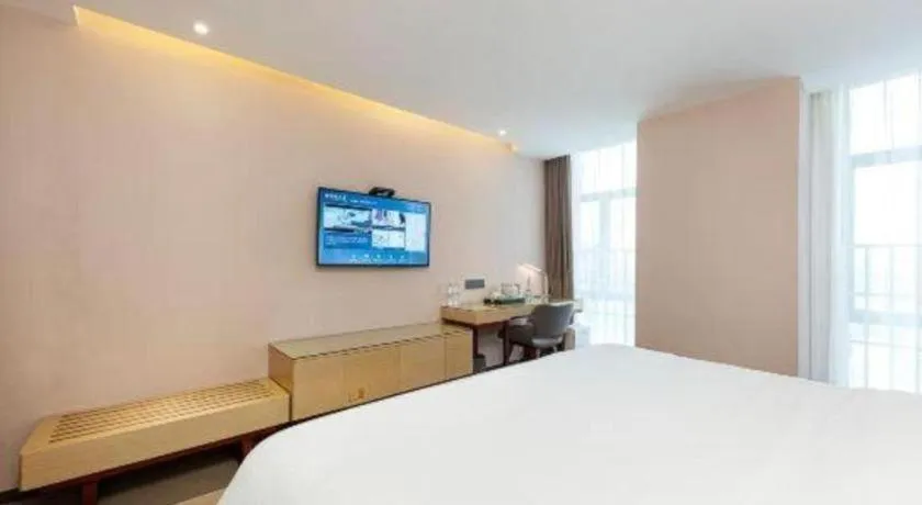 Bed in Lavande Hotel Huizhou Shiwan