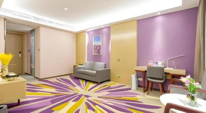 Lavande Hotel Huizhou Shiwan