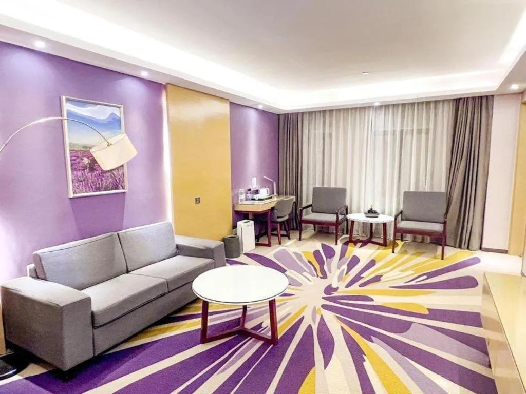 Lavande Hotel Huizhou Shiwan