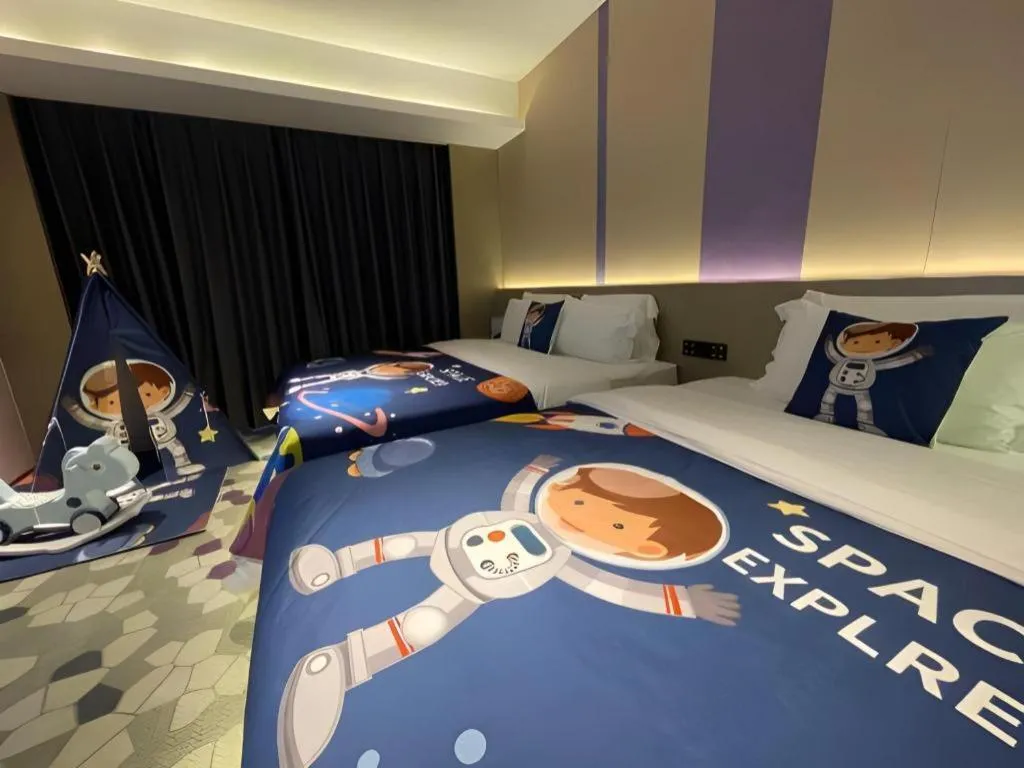 Lavande Hotel Zhongshan Shiqi Daxinxinduhui North Zhongshan Station