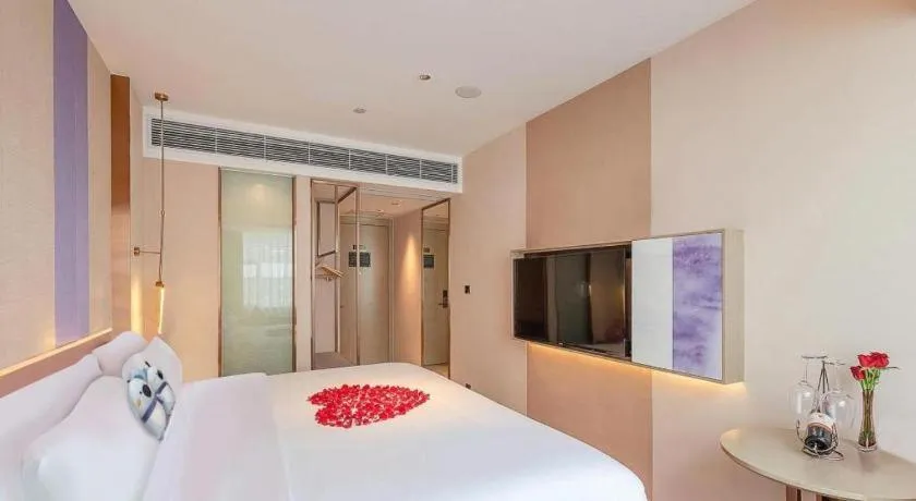 Bed in Lavande Hotel Zhongshan Shiqi Daxinxinduhui North Zhongshan Station