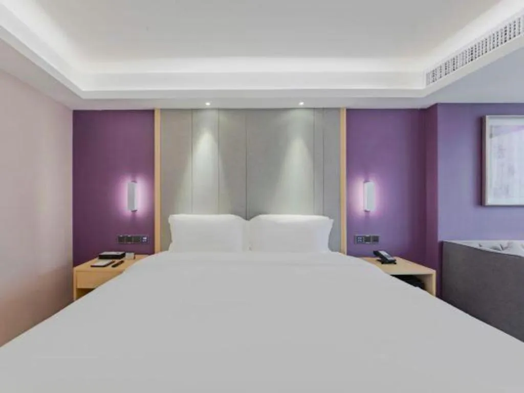 Bed in Lavande Hotel Shenzhen Bay Houhai Avenue