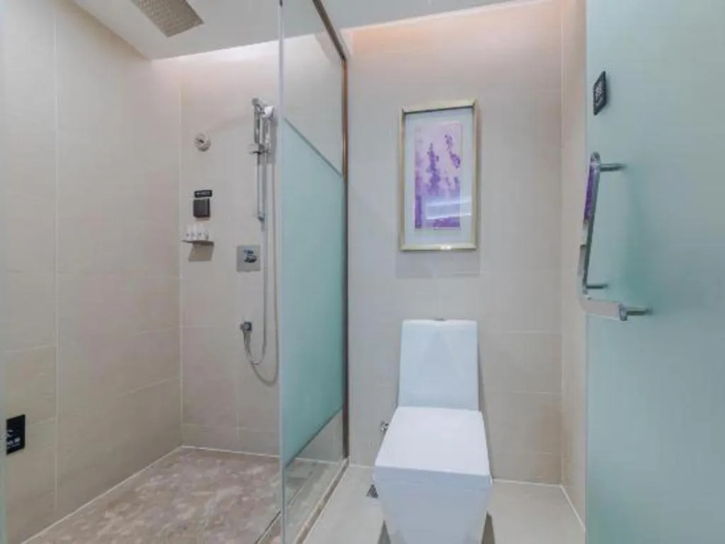 Lavande Hotel Shenzhen Bay Houhai Avenue