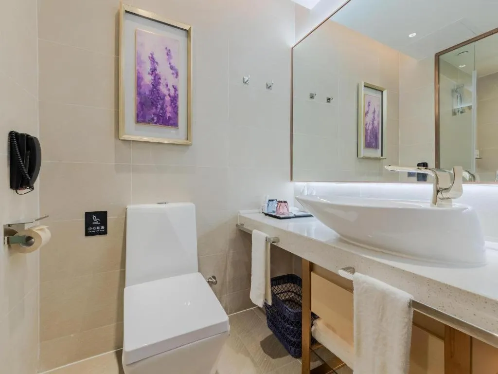 Lavande Hotel Shenzhen Bay Houhai Avenue