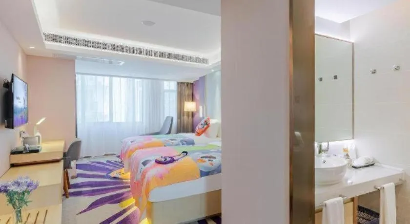 Bed in Lavande Hotel Shenzhen Bay Houhai Avenue