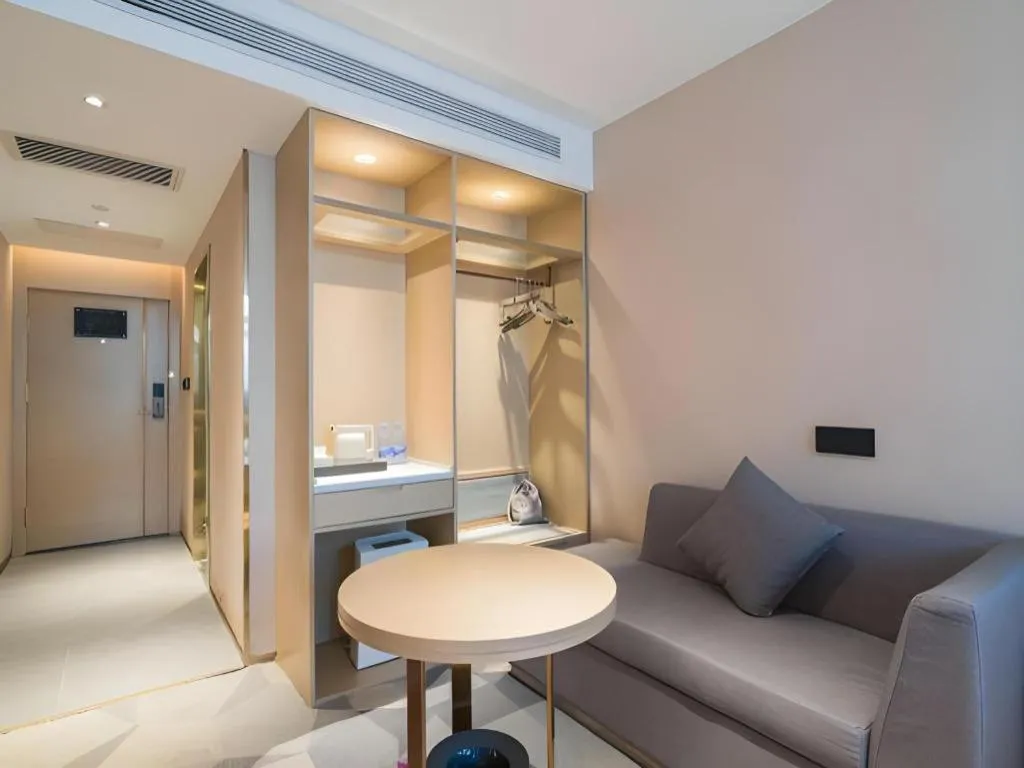 Lavande Hotel Beijing Industry University Metro Station