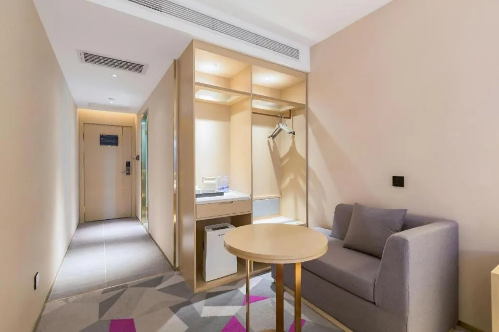 Lavande Hotel Beijing Industry University Metro Station