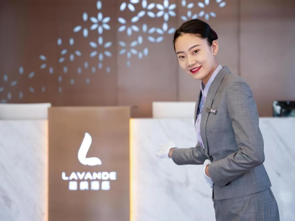 Lavande Hotel Anshan City Center