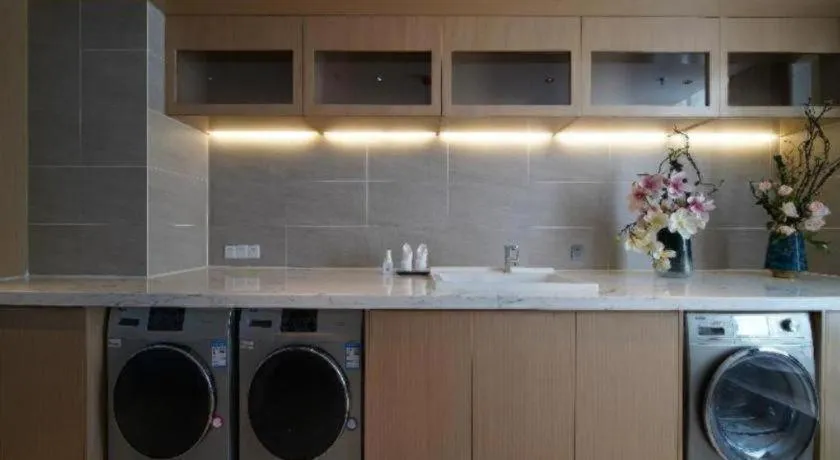 Lavande Hotel Anshan City Center