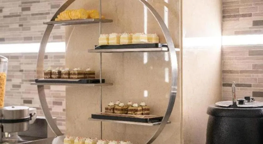 Lavande Hotel Anshan City Center