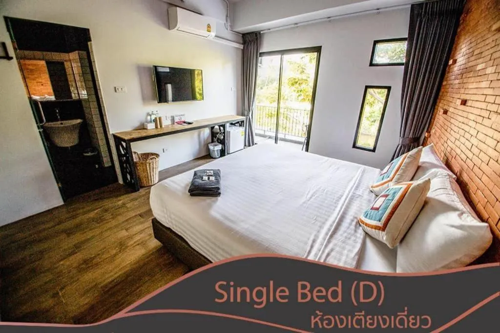 Bed in Kaoseng Rockhill Hotel