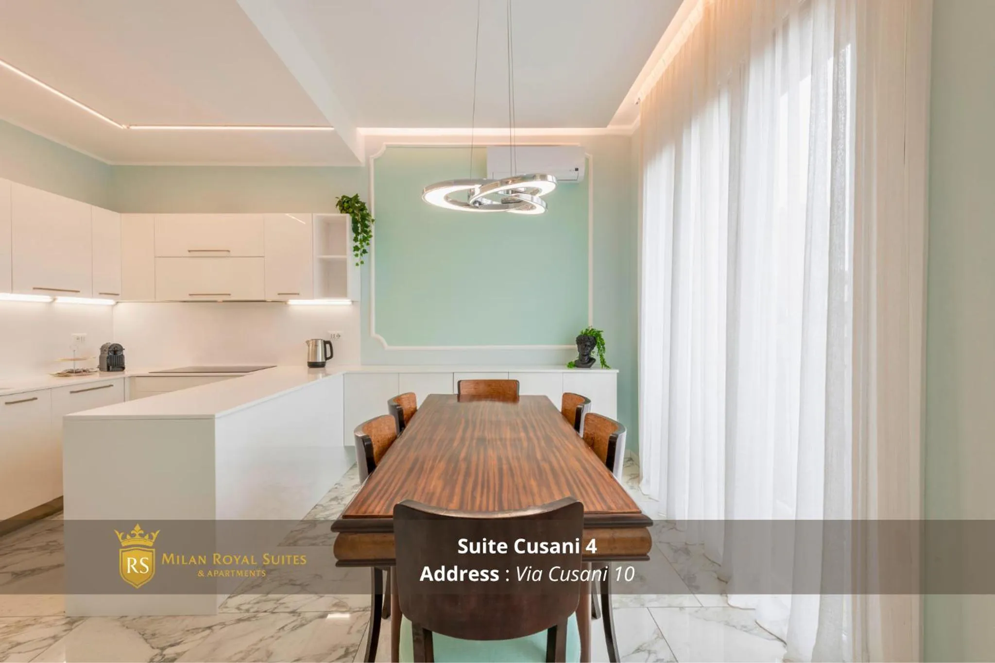 Kitchen or kitchenette in Milan Royal Suites - Centro Brera