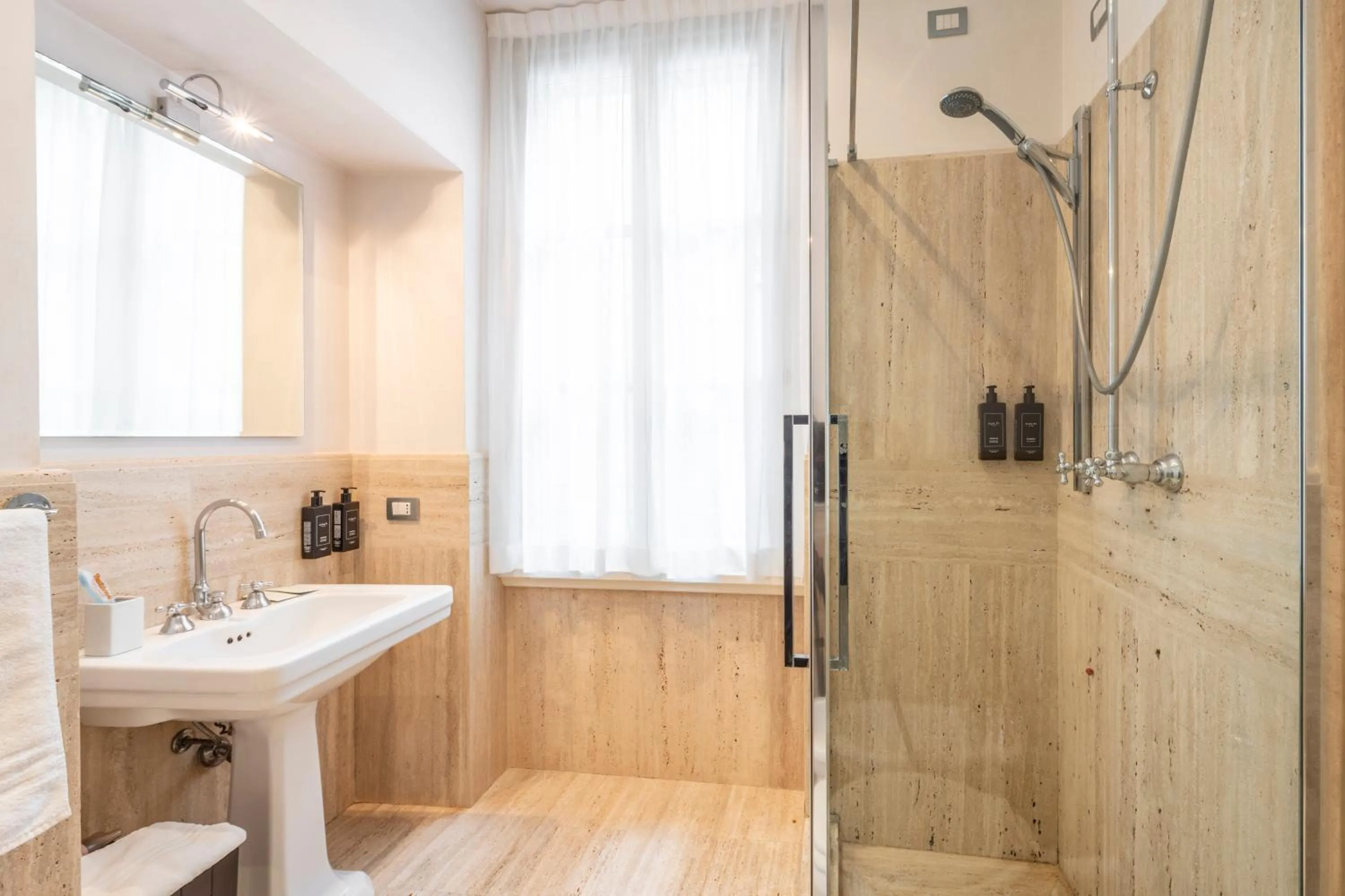 Milan Royal Suites - Centro Brera