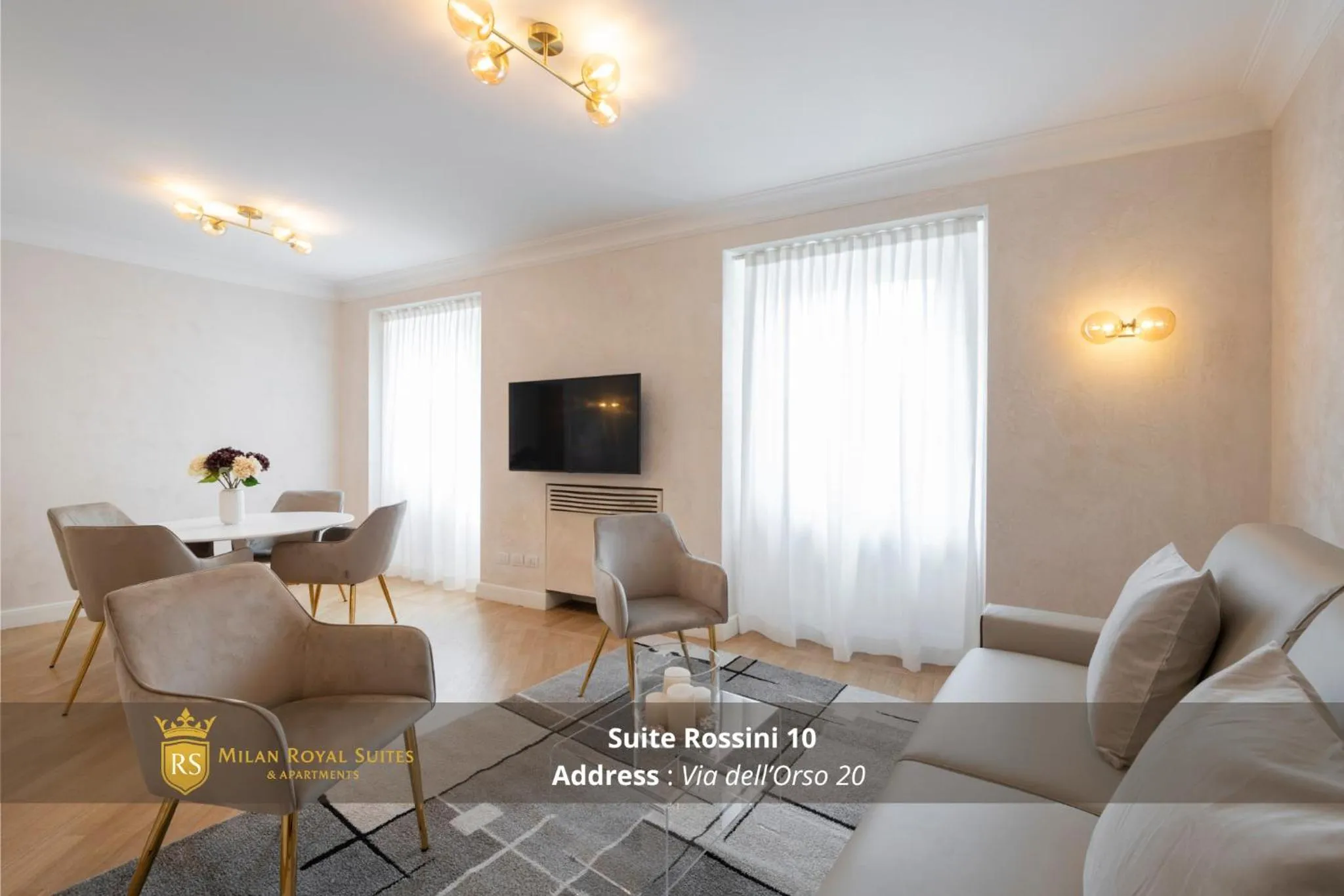 Communal lounge/ TV room in Milan Royal Suites - Centro Brera