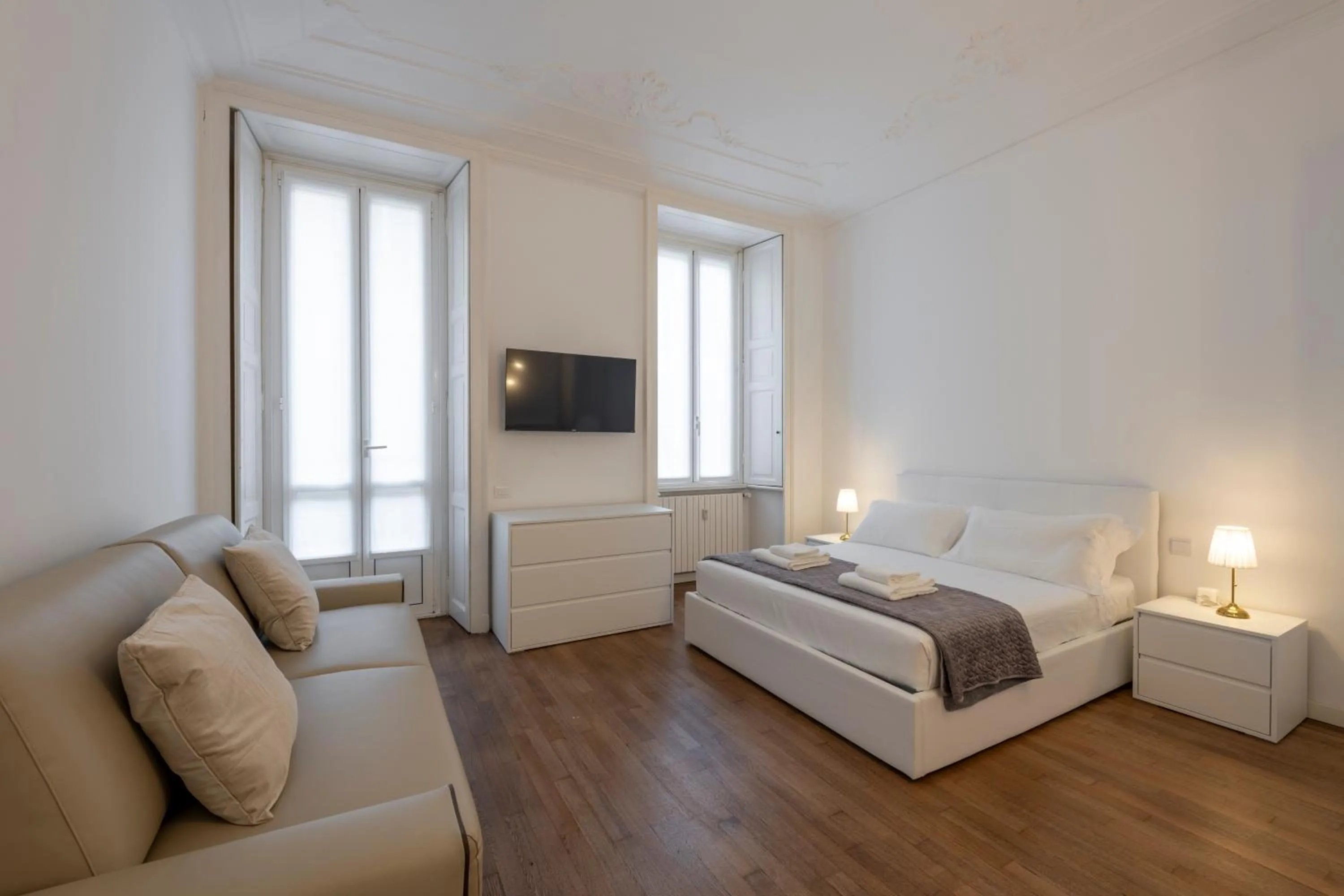 Bed in Milan Royal Suites - Centro Brera