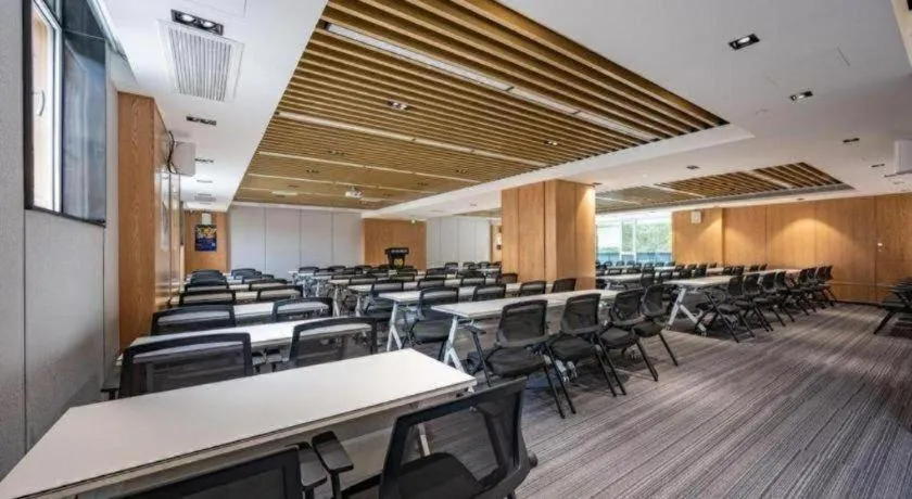 Super 8 Hotel Premier Beijing Changping Science & Technology Park