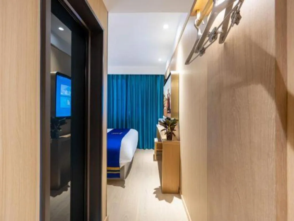 Super 8 Hotel Beijing South Railway Station Majiabao Metro Station